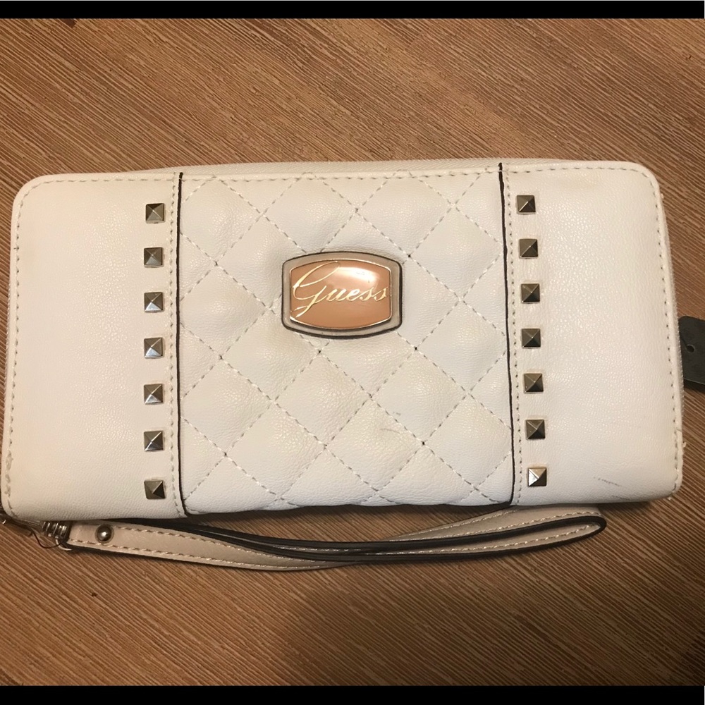 Guess Wallet